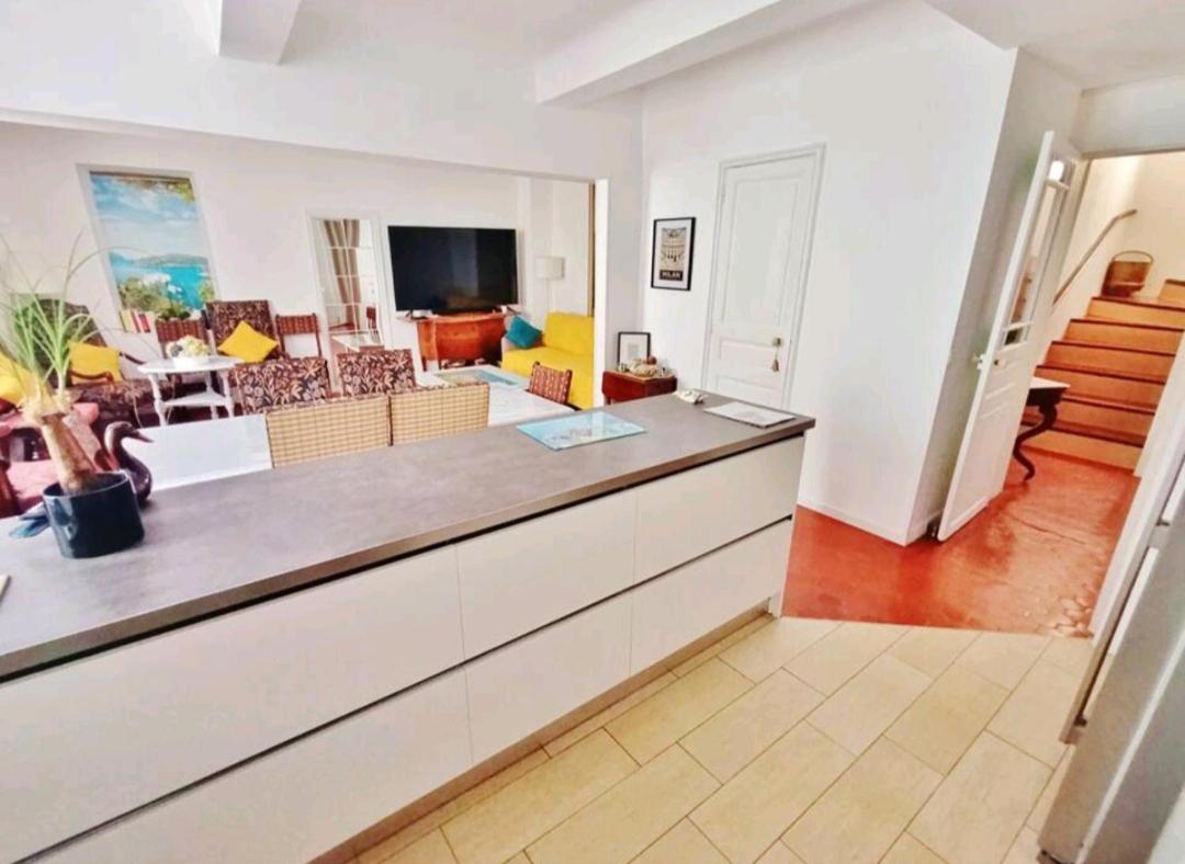 Appartement Familial - 7Pers- Hyeres-Centre Kültér fotó